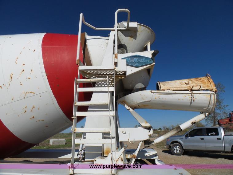 image for item L5495 1998 Mack DM600K mixer truck