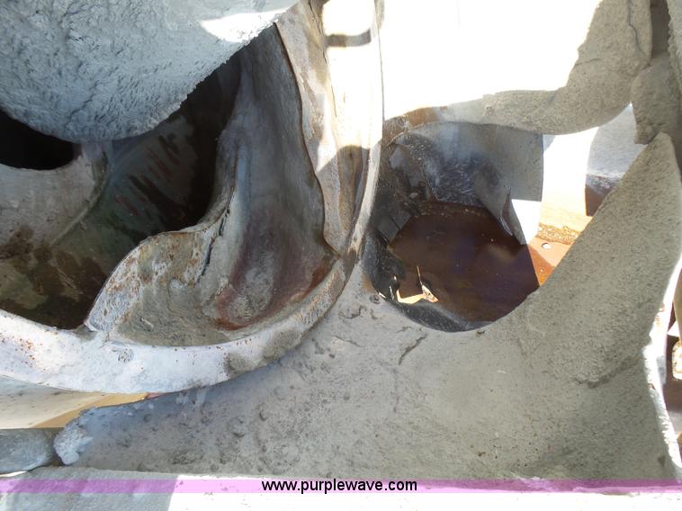 image for item L5495 1998 Mack DM600K mixer truck