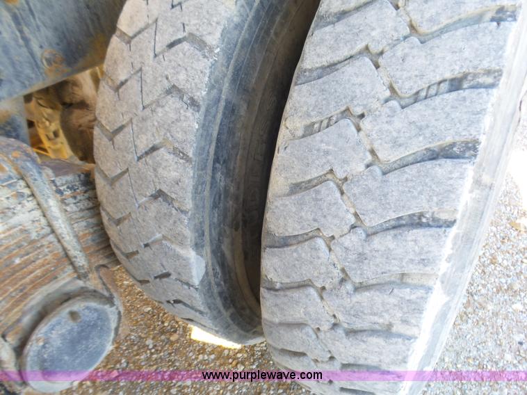 image for item L5495 1998 Mack DM600K mixer truck