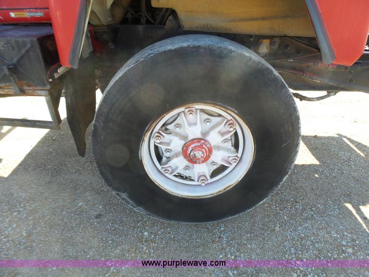 image for item L5495 1998 Mack DM600K mixer truck