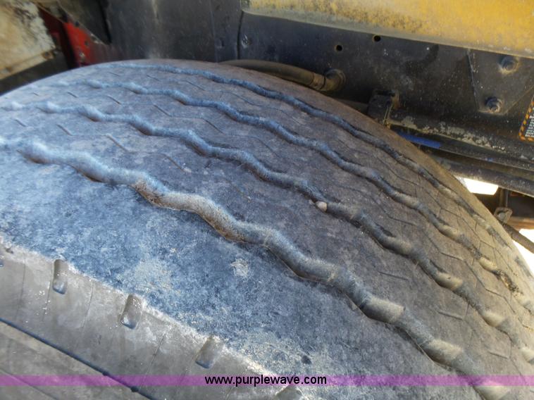 image for item L5495 1998 Mack DM600K mixer truck