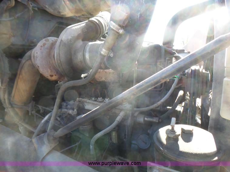 image for item L5495 1998 Mack DM600K mixer truck