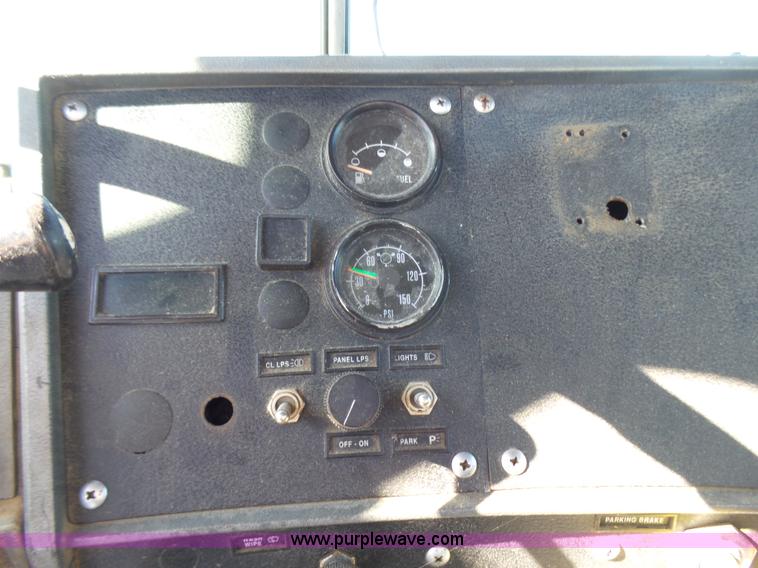 image for item L5495 1998 Mack DM600K mixer truck