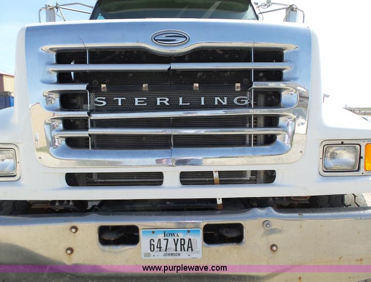 image for item L5699 2005 Sterling L8500 dump truck