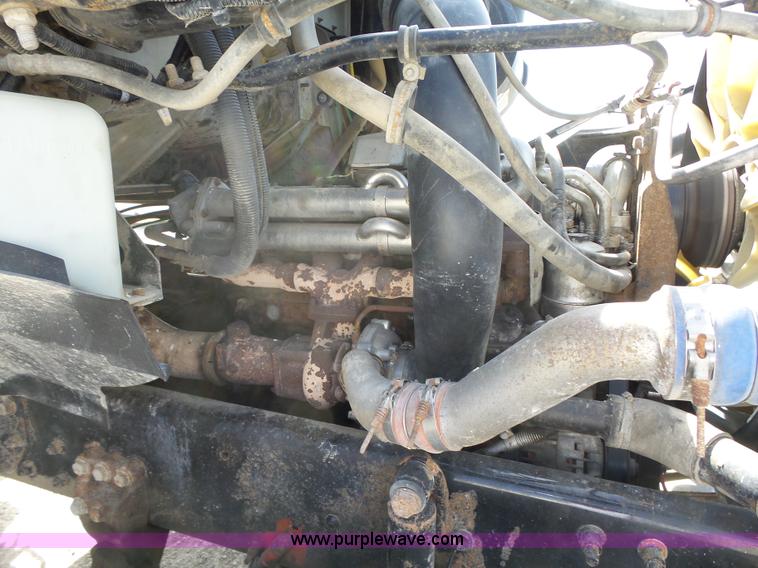 image for item L5699 2005 Sterling L8500 dump truck