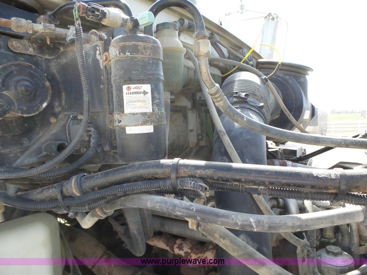 image for item L5699 2005 Sterling L8500 dump truck