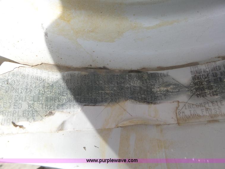 image for item L5699 2005 Sterling L8500 dump truck