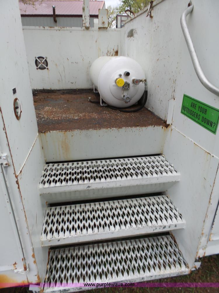 image for item L6327 1988 Chevrolet C70 bucket truck