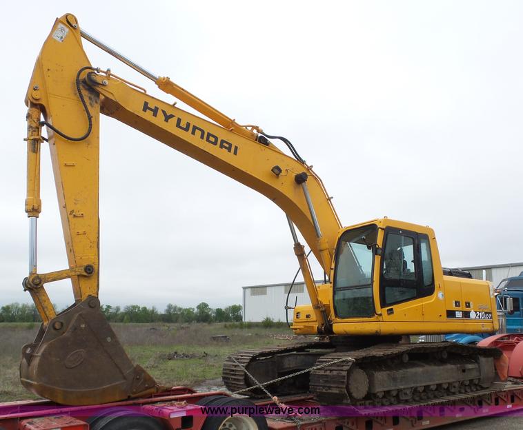 image for item L6328 2005 Hyundai Robex 210LC-7 excavator