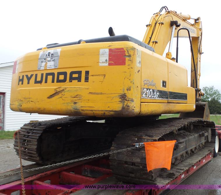 image for item L6328 2005 Hyundai Robex 210LC-7 excavator