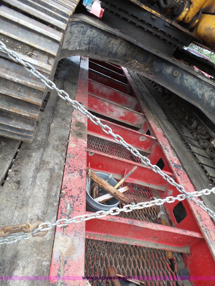 image for item L6329 1998 Kalyn Siebert KSHRG-3-50T-A lowboy equipment trailer