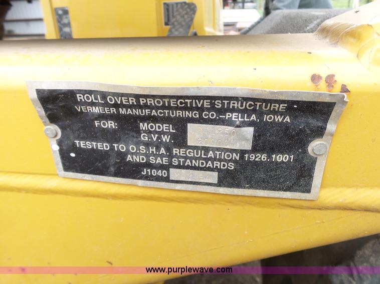 image for item L6330 2006 Vermeer RT1250 trencher