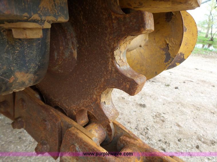 image for item L6330 2006 Vermeer RT1250 trencher