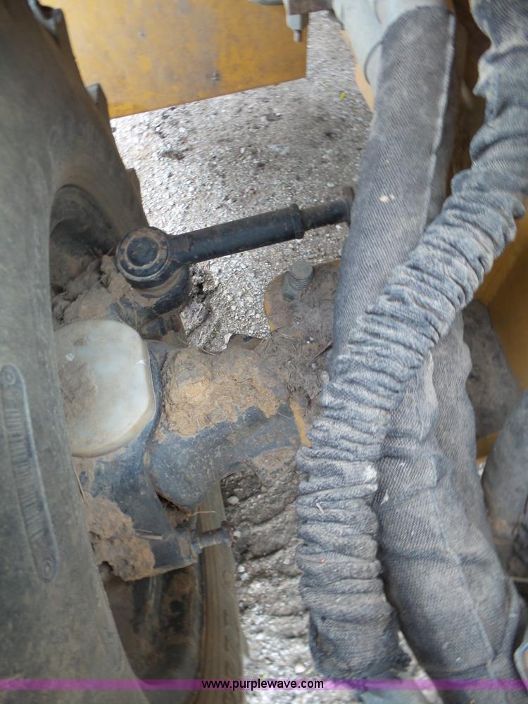 image for item L6330 2006 Vermeer RT1250 trencher