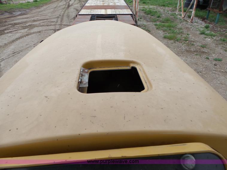 image for item L6330 2006 Vermeer RT1250 trencher