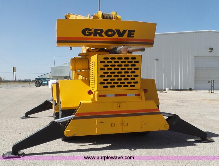 image for item L6532 Grove RT-58B crane