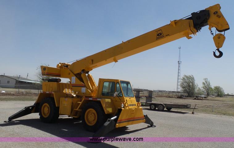 image for item L6532 Grove RT-58B crane