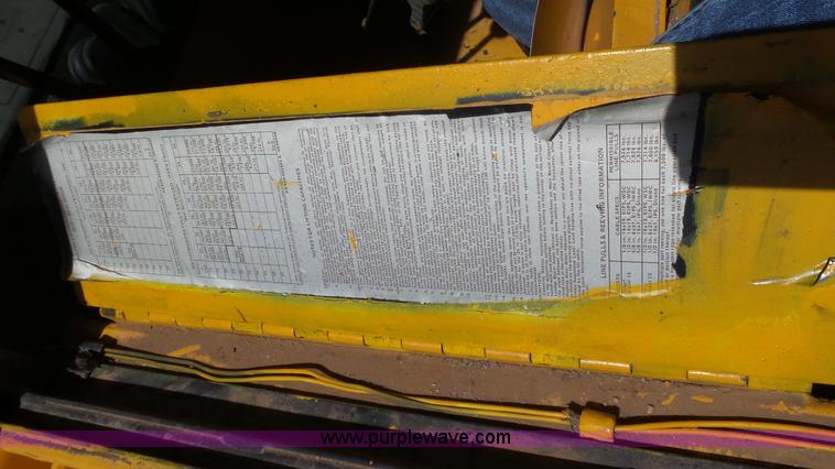 image for item L6532 Grove RT-58B crane