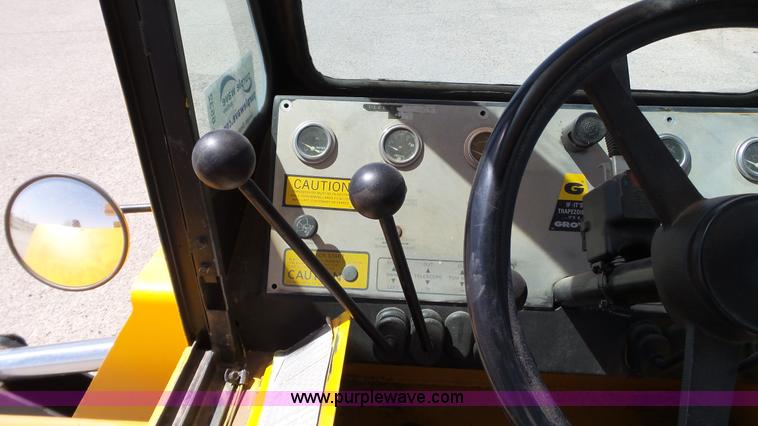 image for item L6532 Grove RT-58B crane