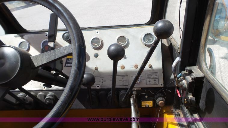 image for item L6532 Grove RT-58B crane