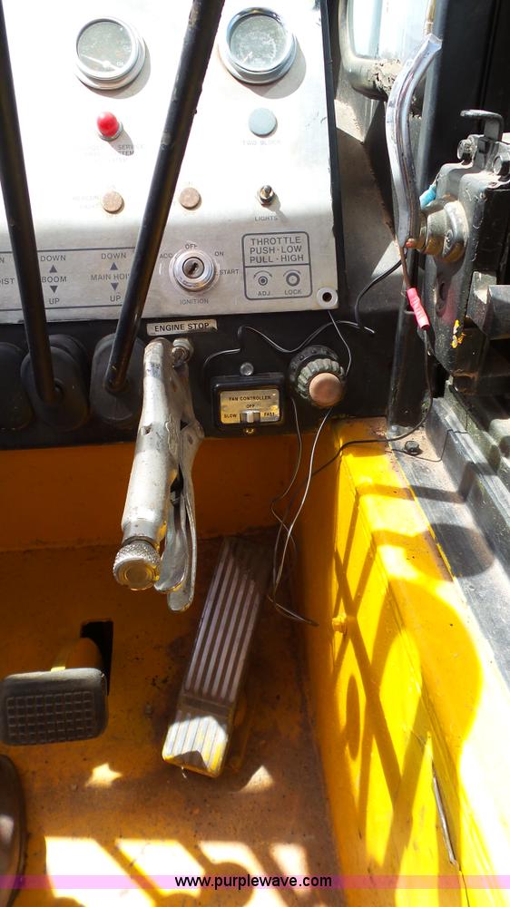 image for item L6532 Grove RT-58B crane