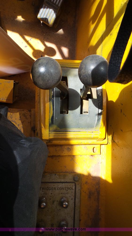 image for item L6532 Grove RT-58B crane