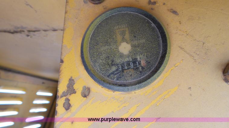 image for item L6532 Grove RT-58B crane