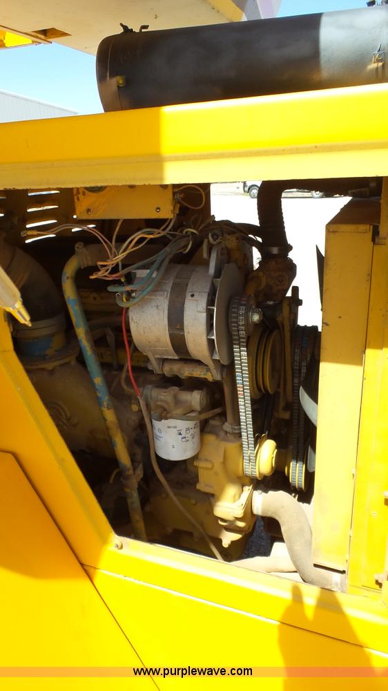 image for item L6532 Grove RT-58B crane