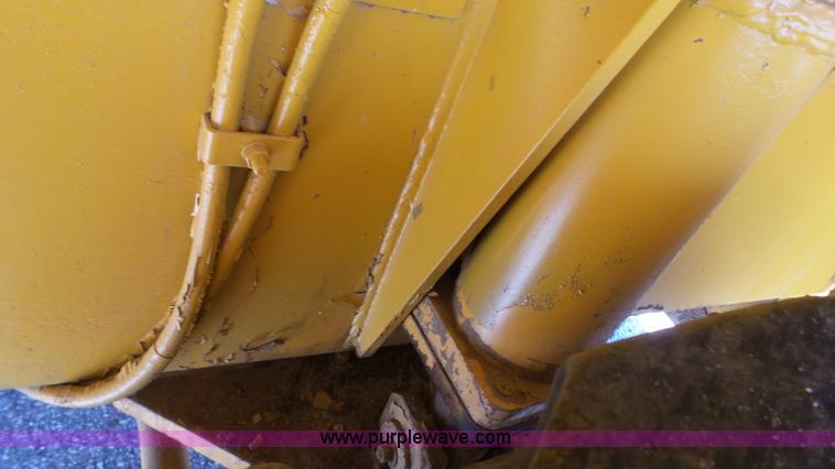 image for item L6532 Grove RT-58B crane