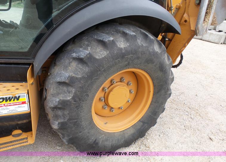 image for item L7028 2011 Case 580 Super N backhoe