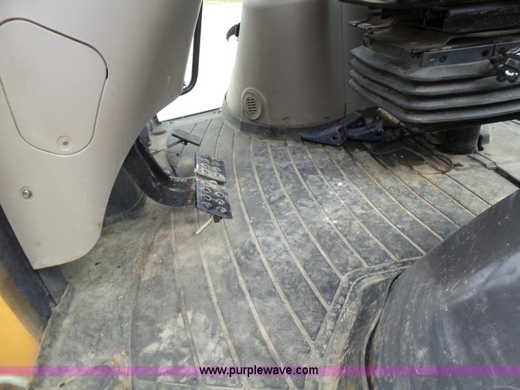 image for item L7028 2011 Case 580 Super N backhoe