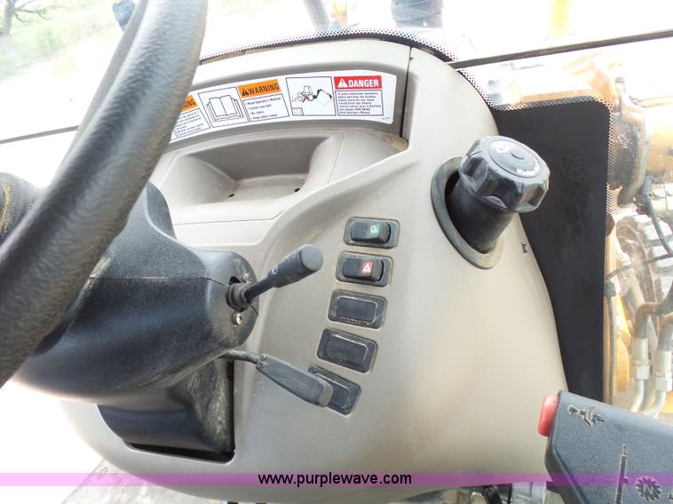 image for item L7028 2011 Case 580 Super N backhoe