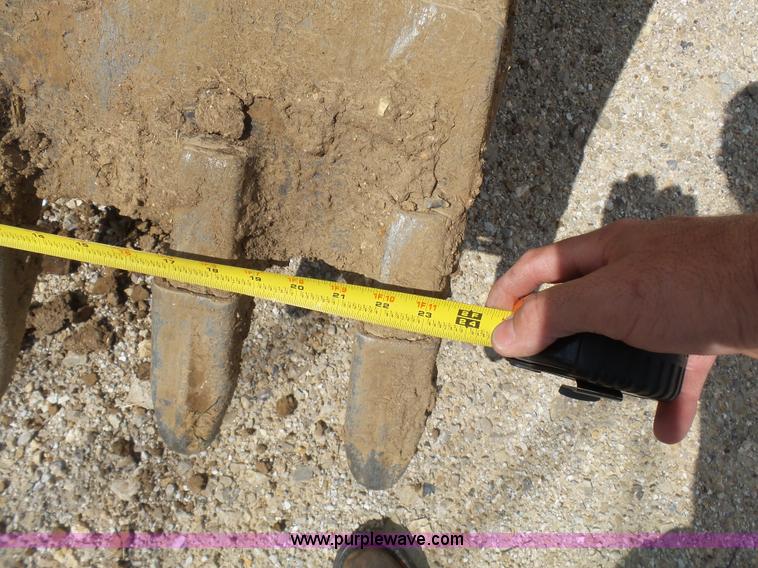 image for item L7028 2011 Case 580 Super N backhoe