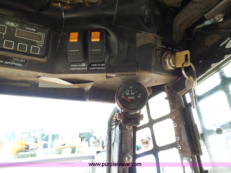 image for item L7031 2007 ASV RC100 skid steer