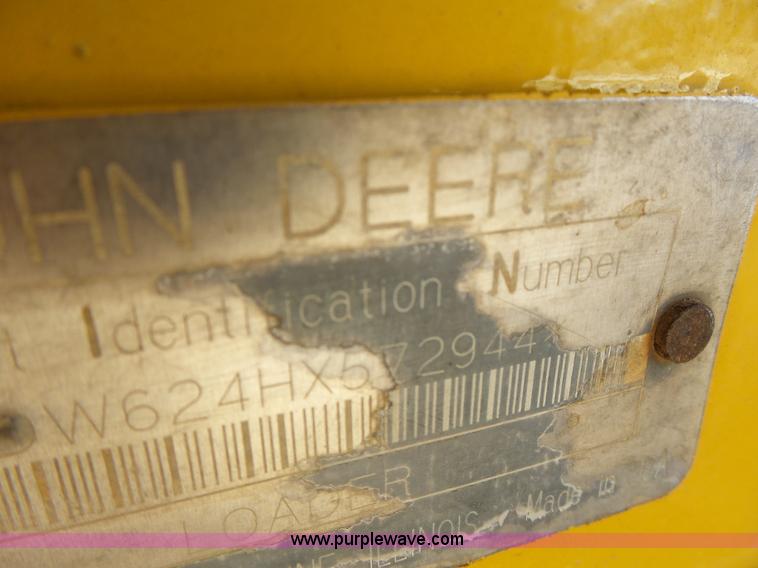 image for item L7209 1999 John Deere 624H wheel loader