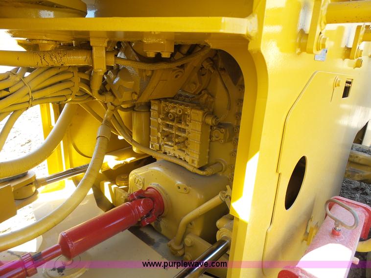 image for item L7209 1999 John Deere 624H wheel loader