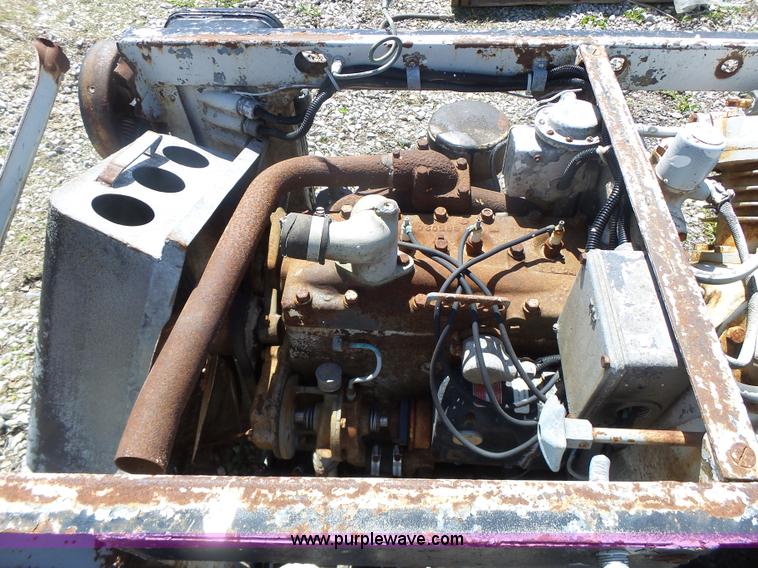 image for item L7212 Waukesha air compressor