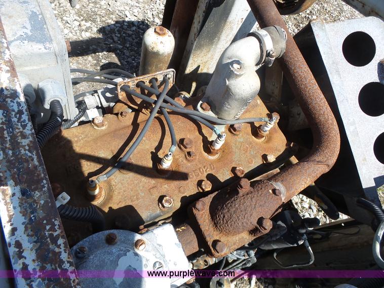 image for item L7212 Waukesha air compressor