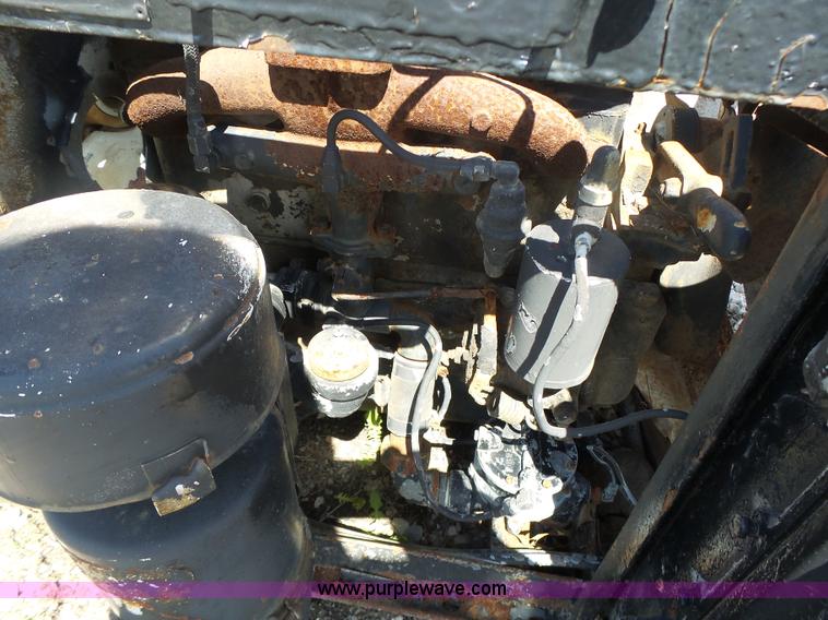 image for item L7212 Waukesha air compressor