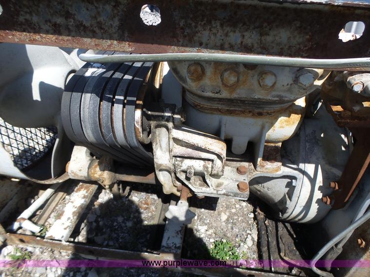 image for item L7212 Waukesha air compressor