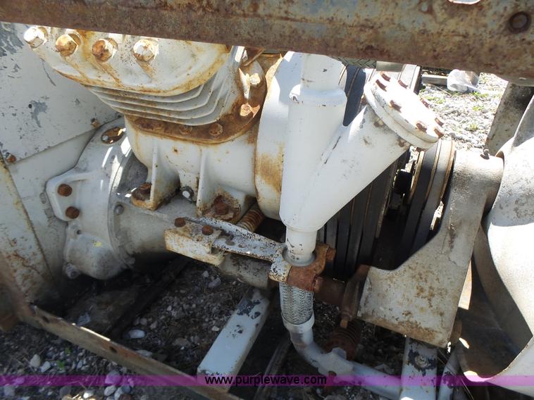 image for item L7212 Waukesha air compressor