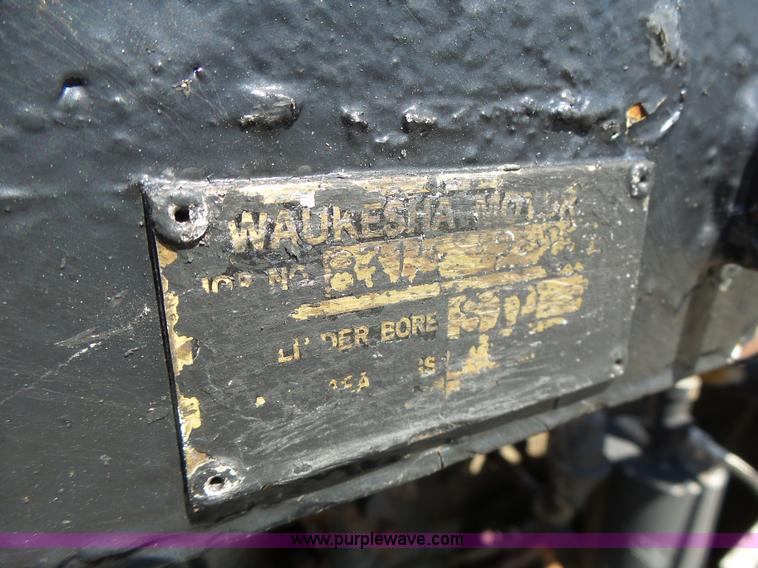 image for item L7212 Waukesha air compressor
