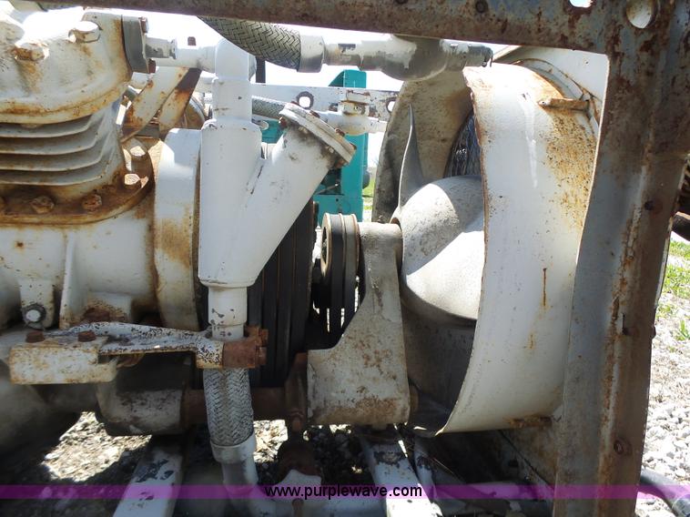 image for item L7212 Waukesha air compressor