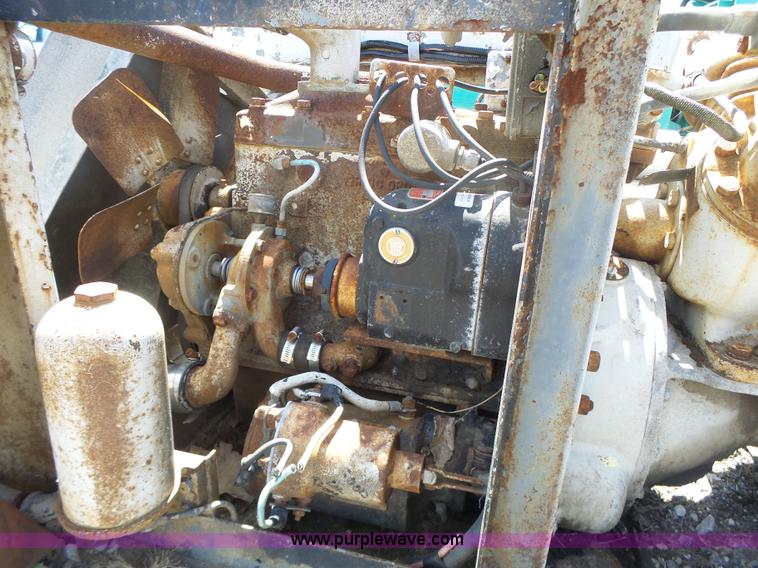 image for item L7212 Waukesha air compressor