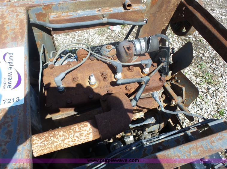 image for item L7213 Waukesha 42102 generator