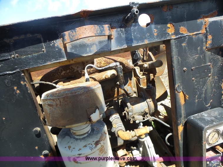 image for item L7213 Waukesha 42102 generator