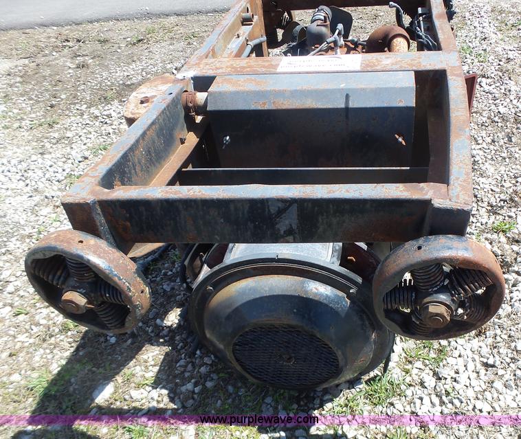 image for item L7213 Waukesha 42102 generator