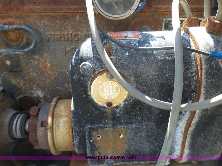 image for item L7213 Waukesha 42102 generator