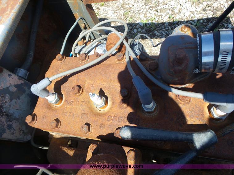 image for item L7213 Waukesha 42102 generator