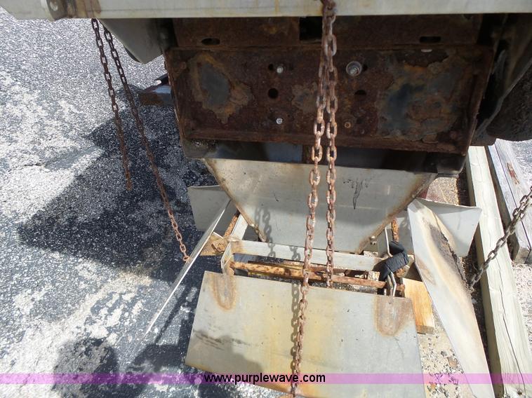 image for item L7215 Flink FM8HS4M08 spreader